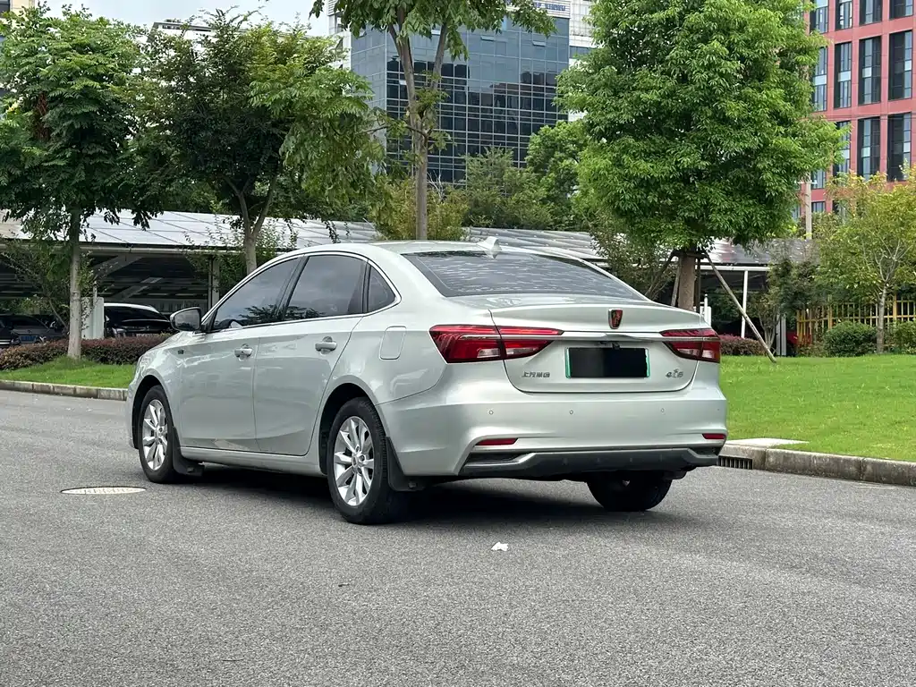 Roewe i6 New Energy — фото 6