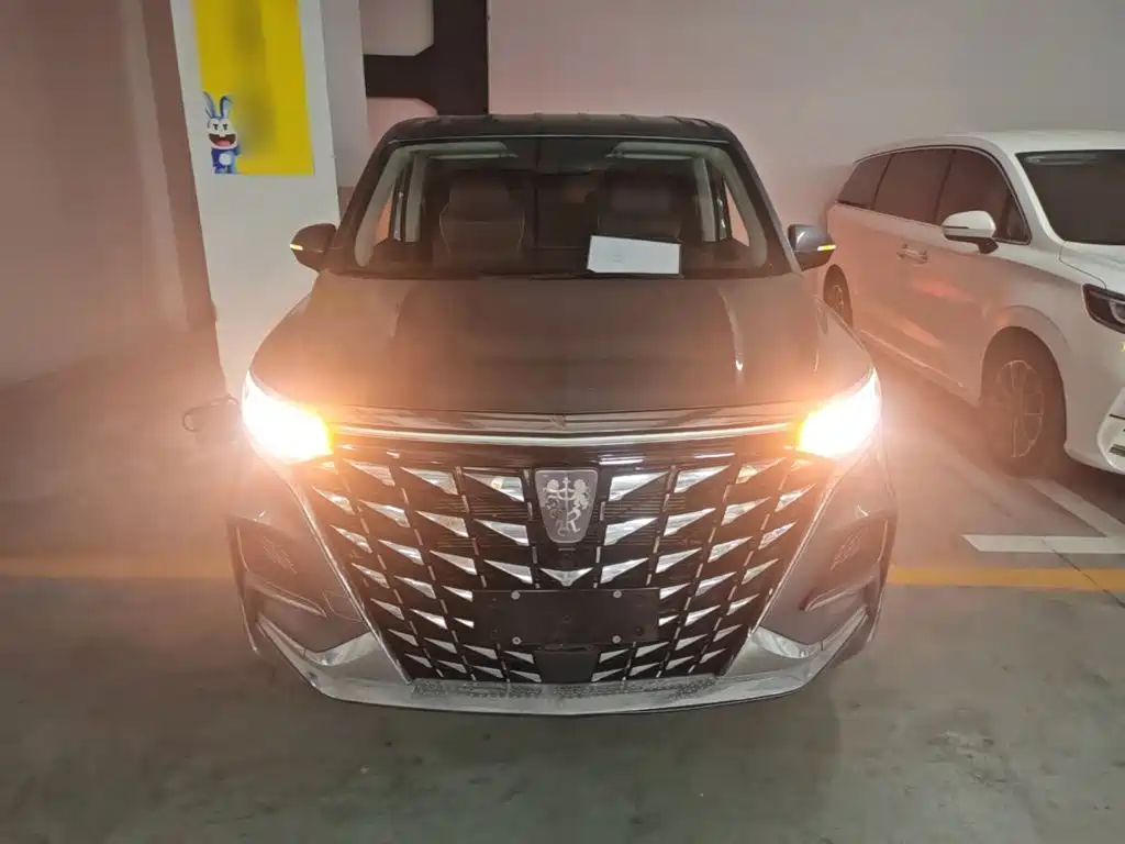 Roewe iMAX8 — фото 3