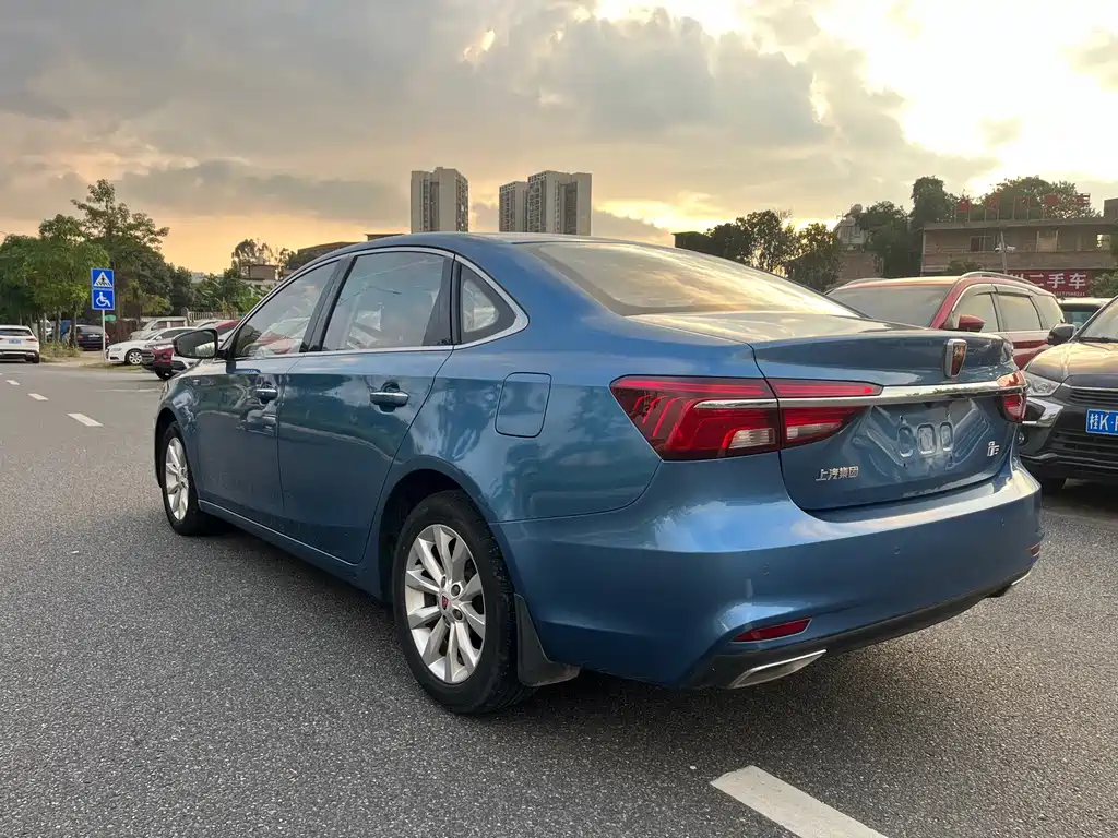 Roewe i6 Classic — фото 4