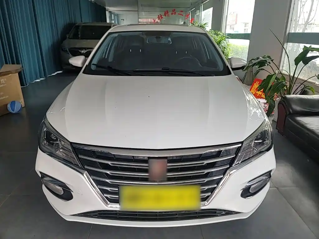 Roewe i5 — фото 3
