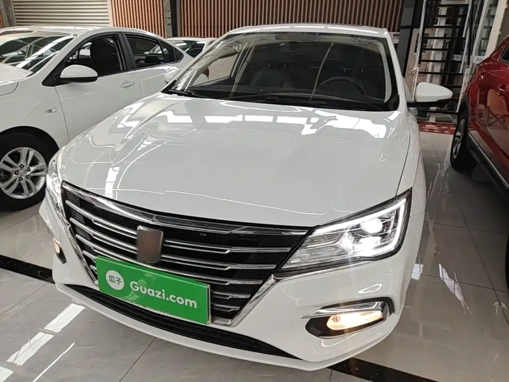 Roewe i5