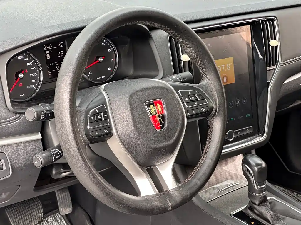 Roewe i6 Classic — фото 9