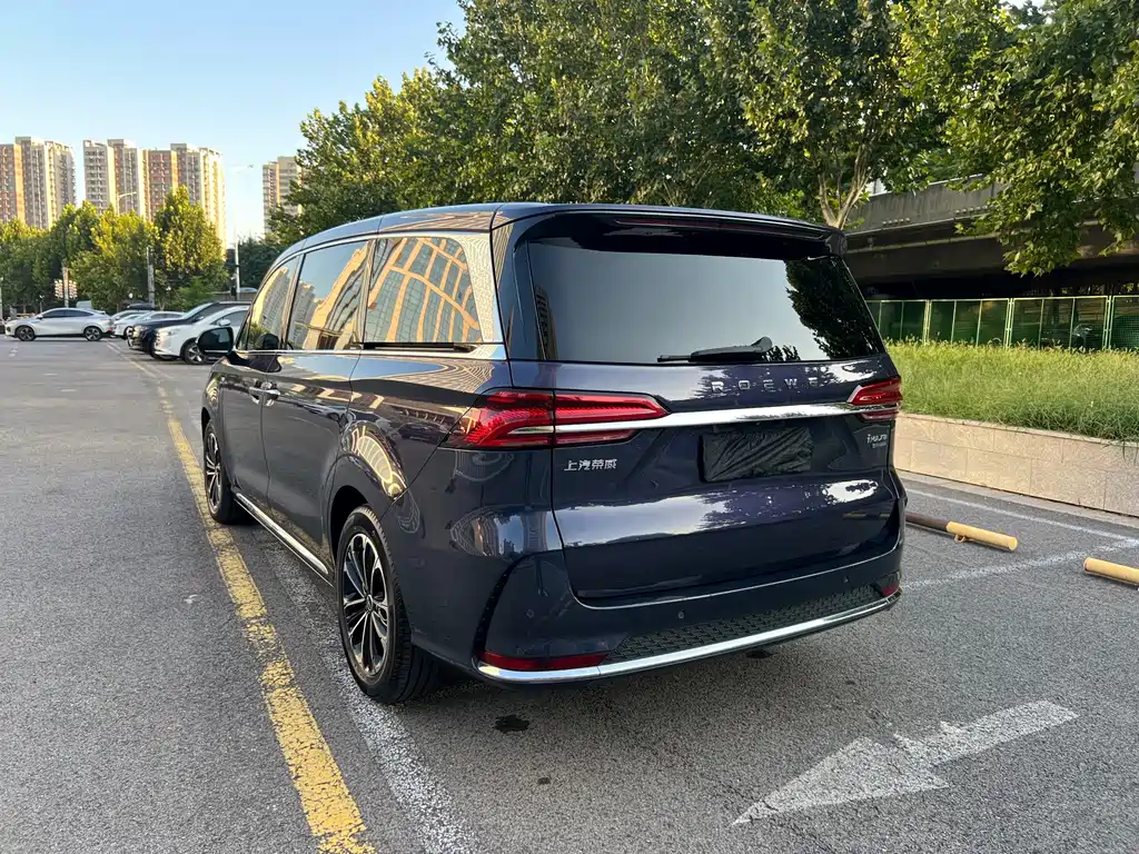 Roewe iMAX8 — фото 8