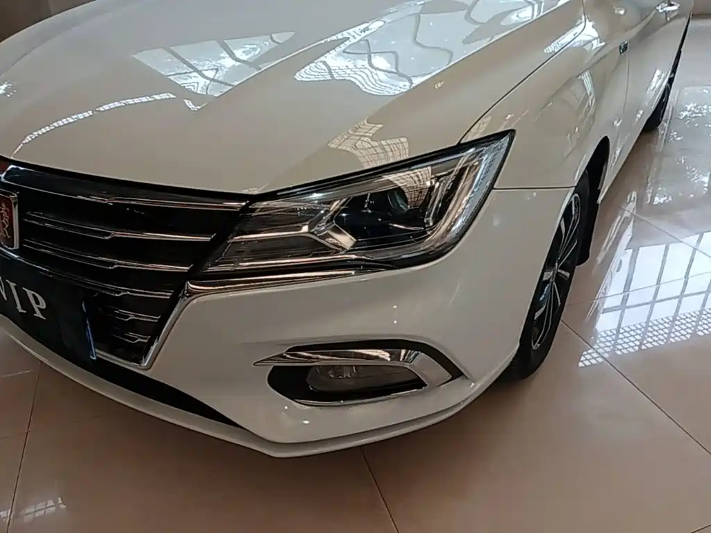 Roewe i5 — фото 18