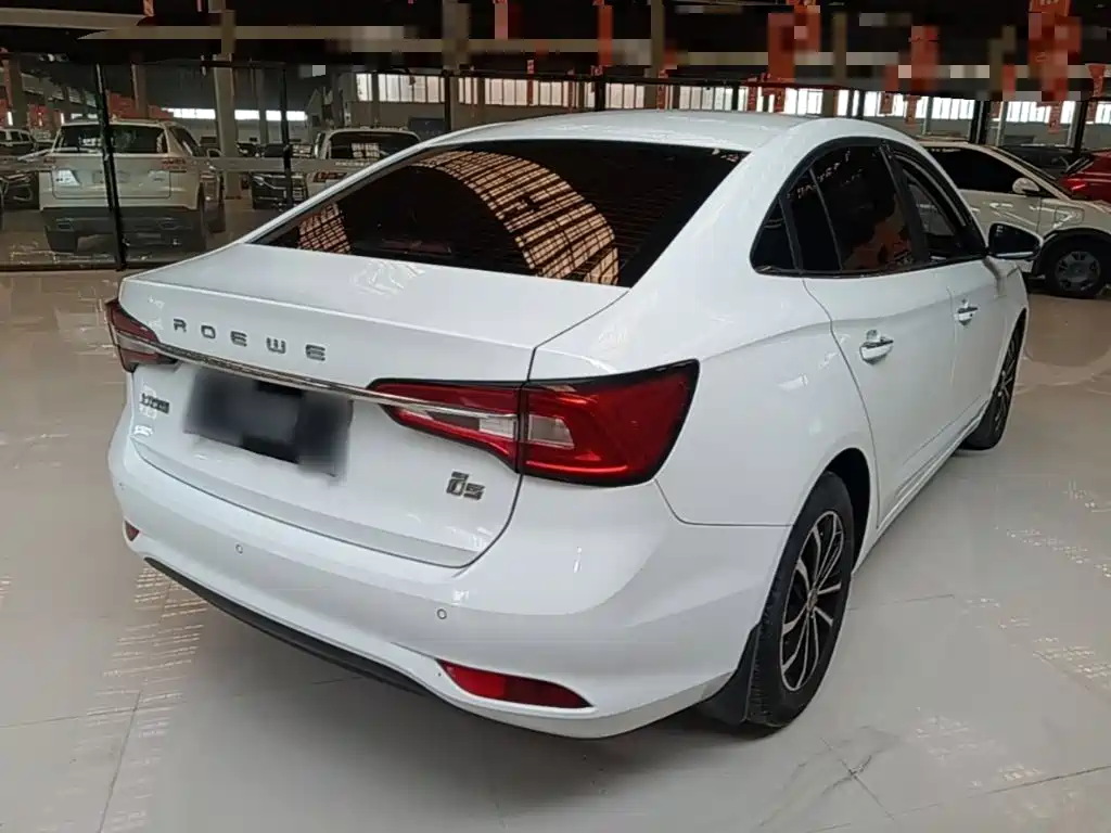 Roewe i5 — фото 5
