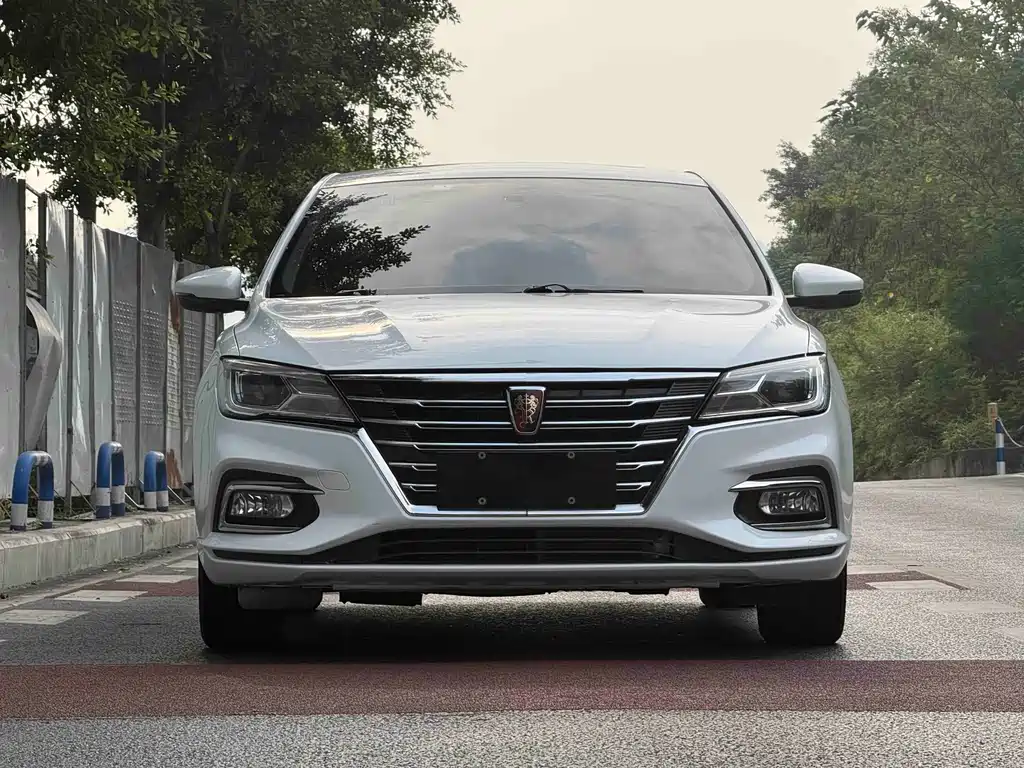 Roewe i5 — фото 2