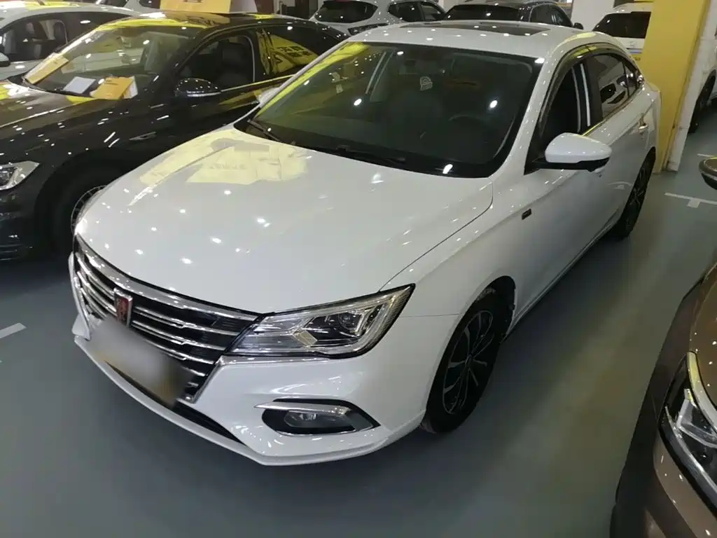 Roewe i5 — фото 2