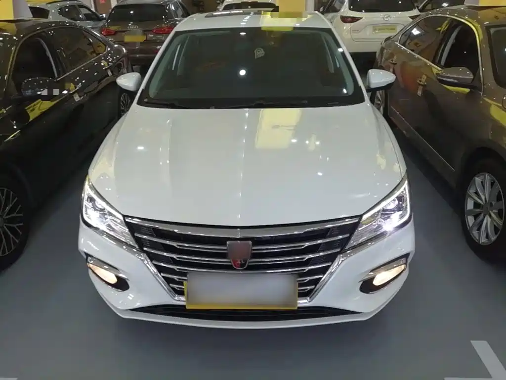 Roewe i5 — фото 3