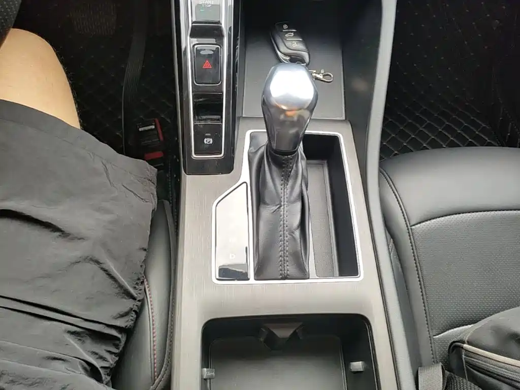 Roewe i5 — фото 14