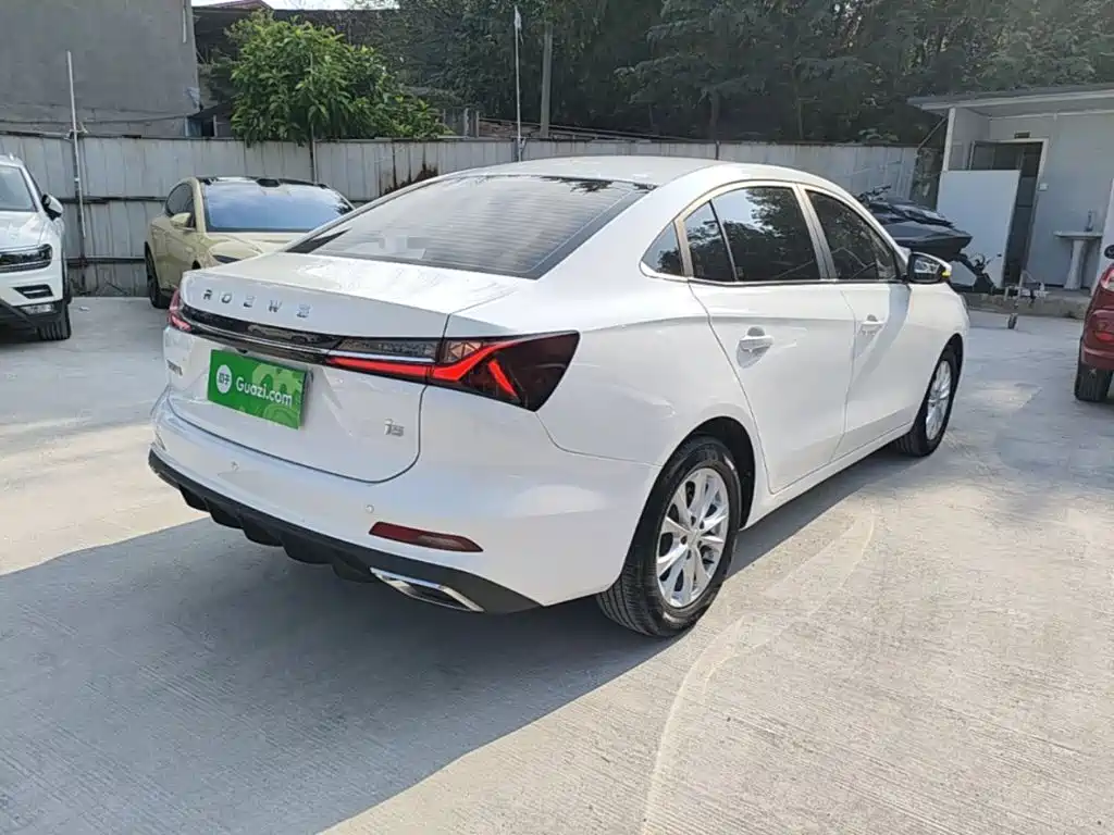Roewe i5 — фото 7
