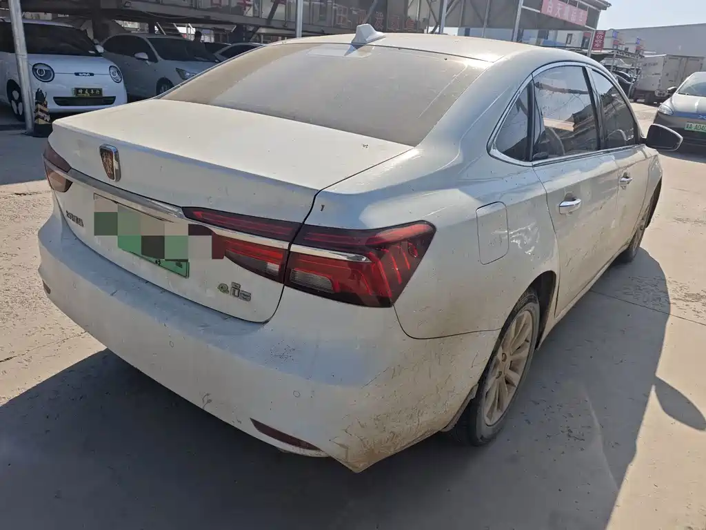 Roewe i6 New Energy — фото 4