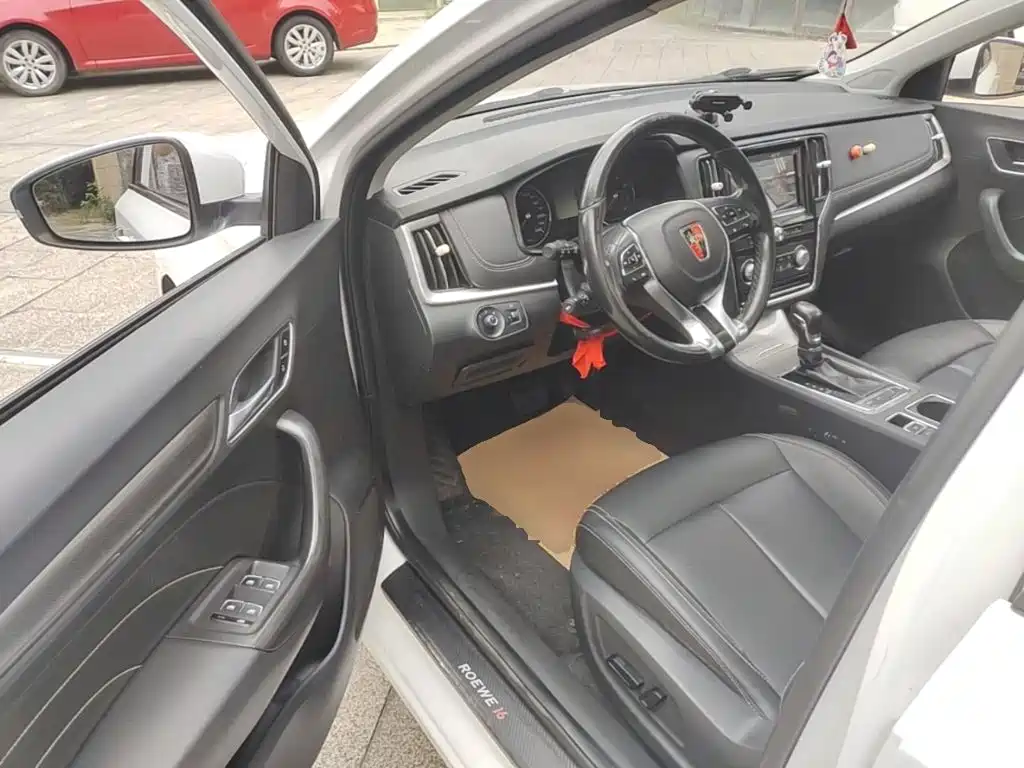 Roewe i6 Classic — фото 16