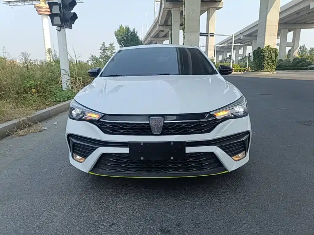 Roewe i5 — фото 3
