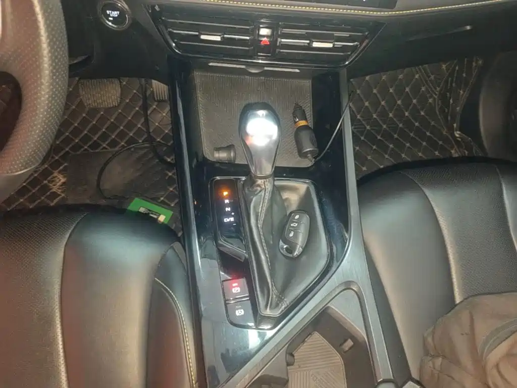 Roewe i5 — фото 14