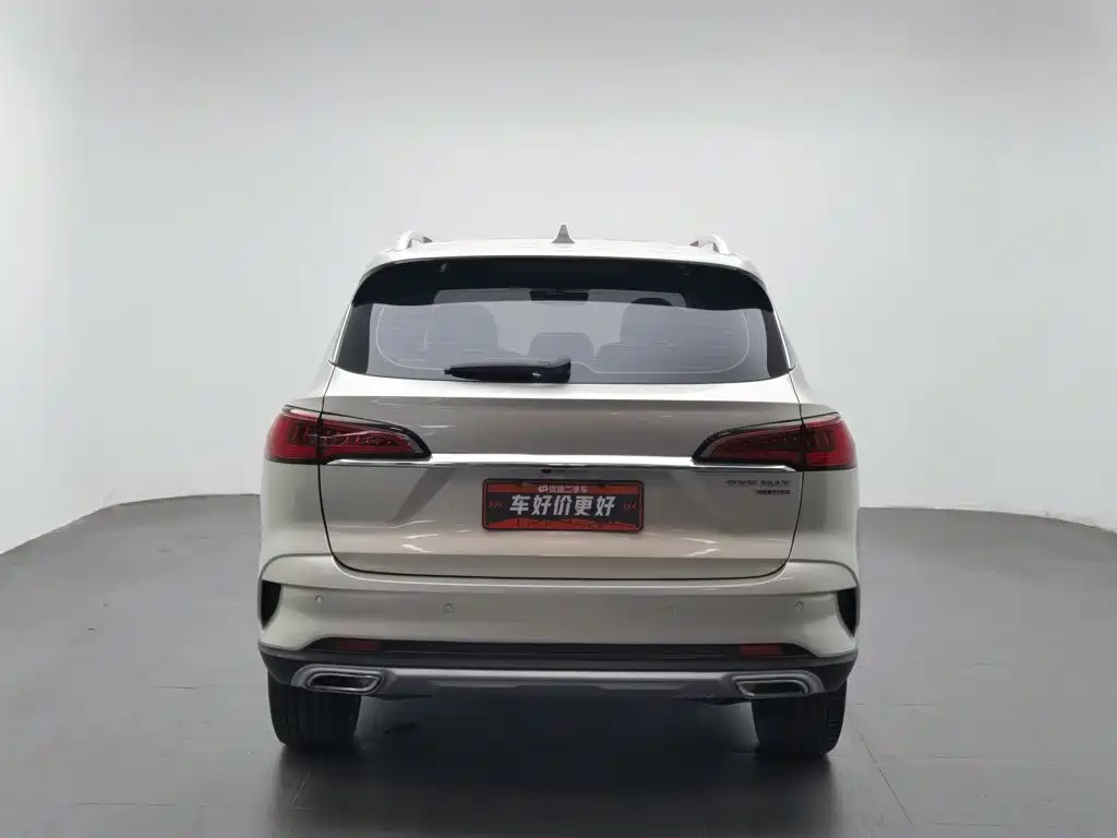 Roewe RX5 MAX — фото 4