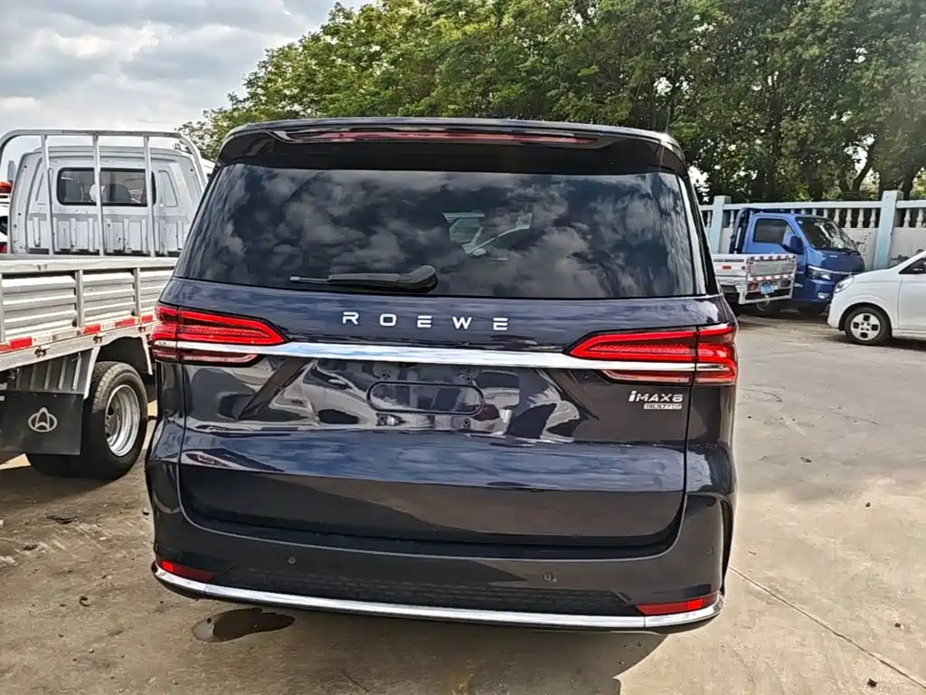 Roewe iMAX8 — фото 6