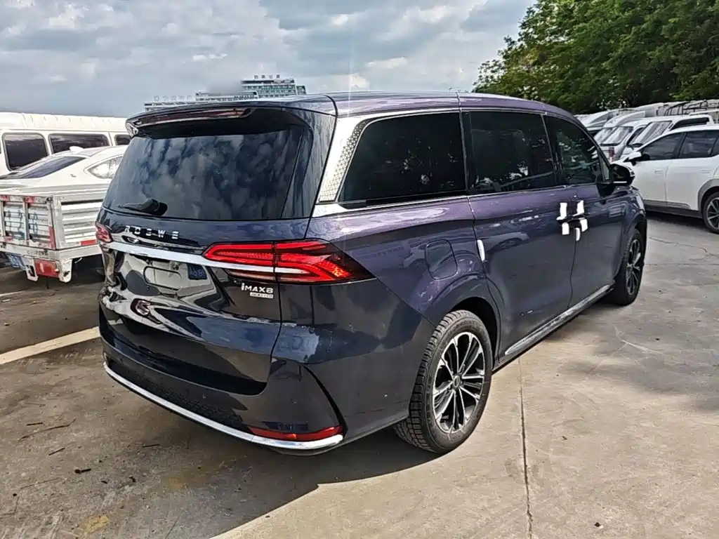 Roewe iMAX8 — фото 7