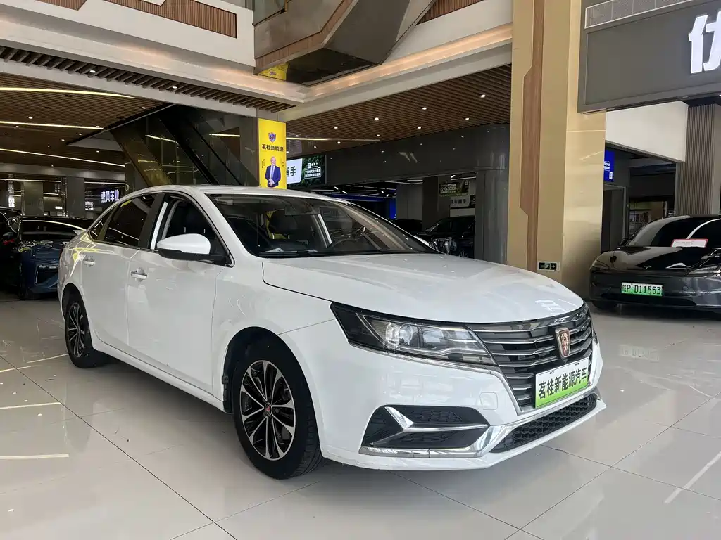 Roewe i6 New Energy — фото 3