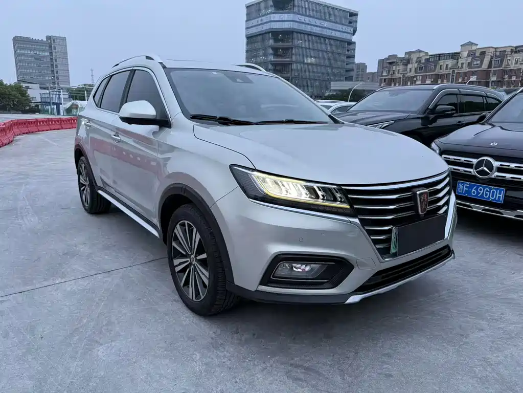 Roewe RX5 New Energy — фото 3