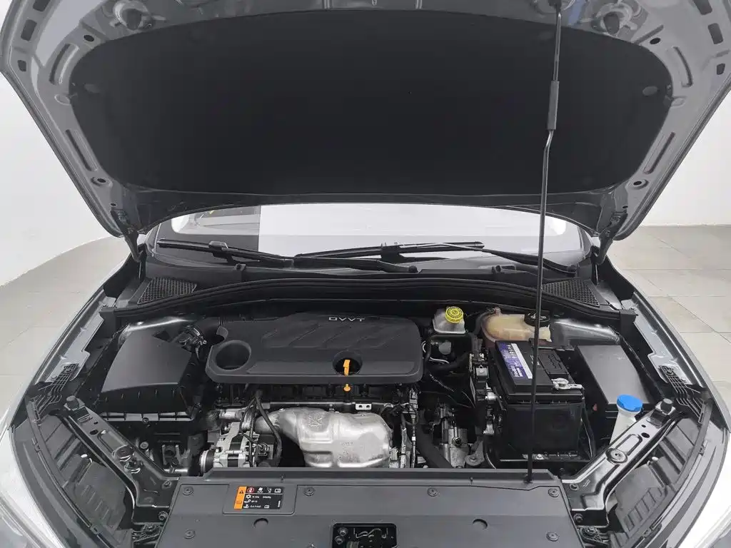 Roewe i5 — фото 6