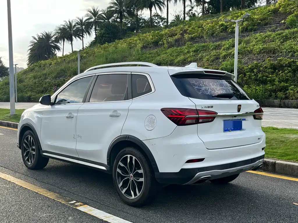 Roewe RX5 — фото 4