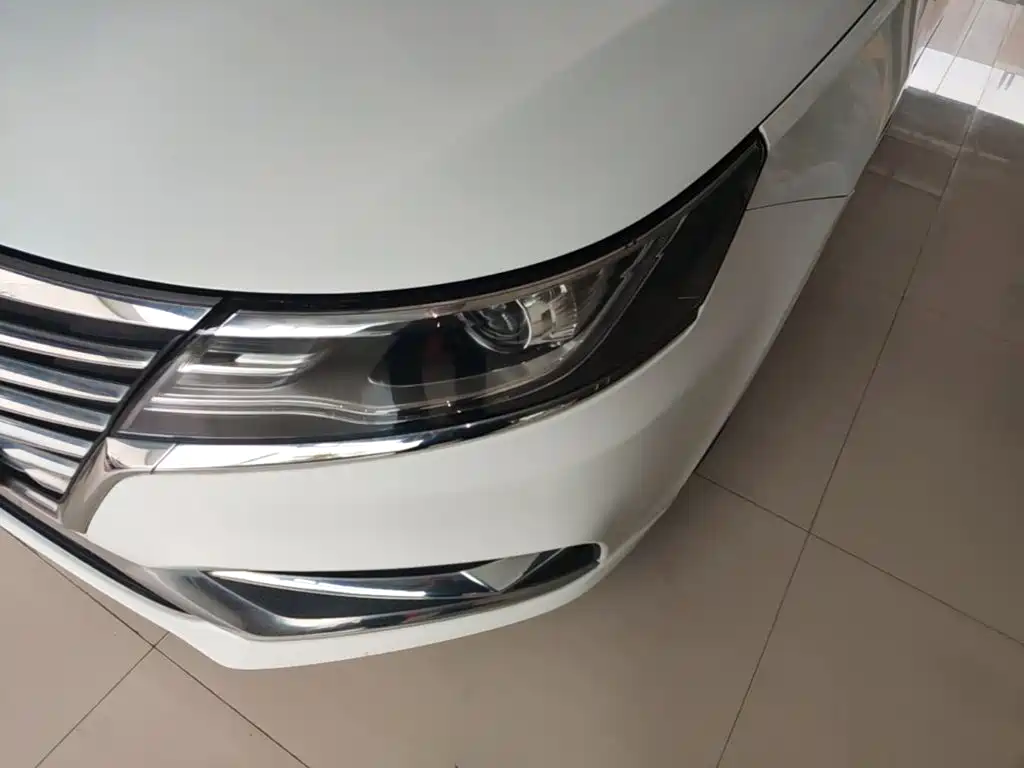 Roewe i6 Classic — фото 24