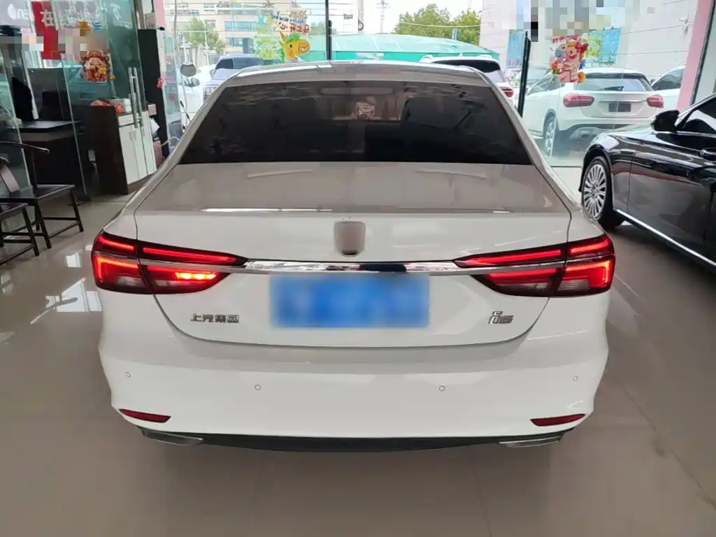 Roewe i6 Classic — фото 6