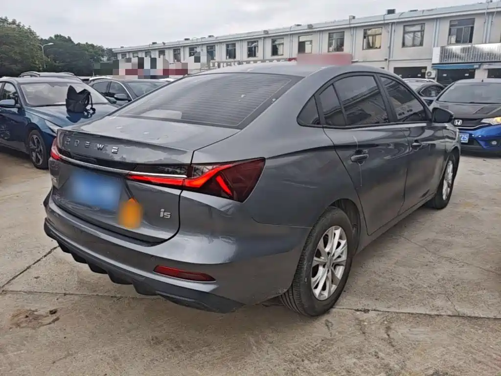 Roewe i5 — фото 7