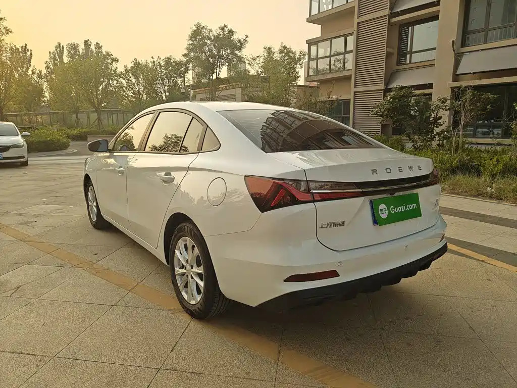 Roewe i5 — фото 23