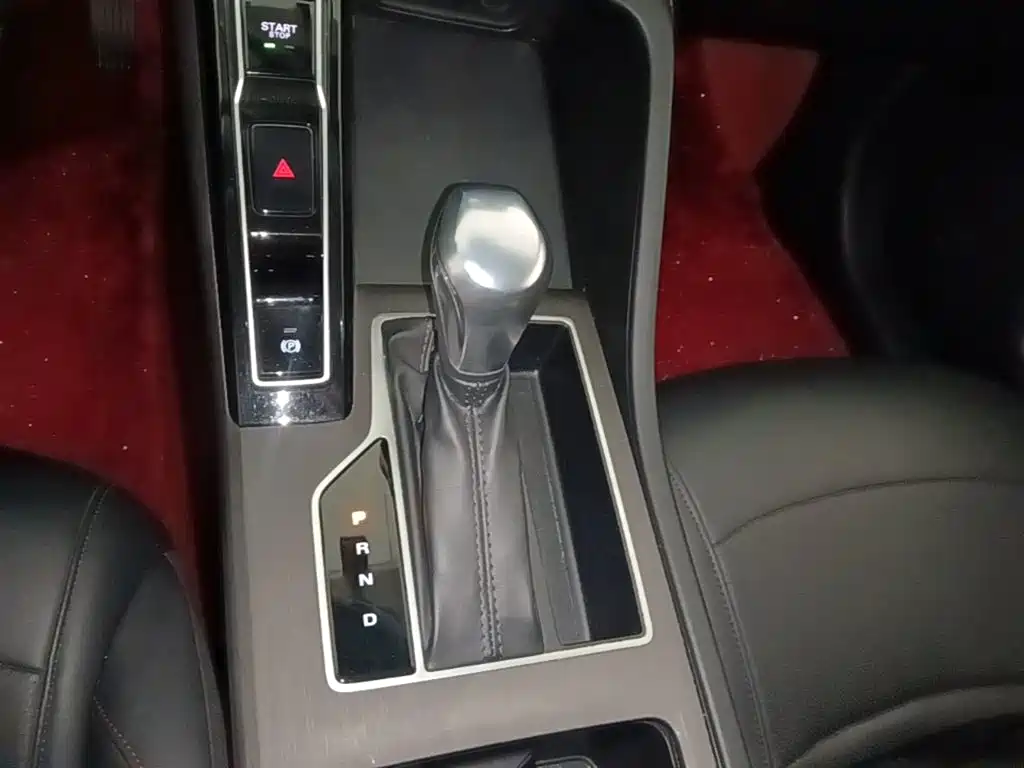Roewe i5 — фото 14