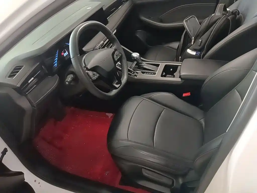 Roewe i5 — фото 15