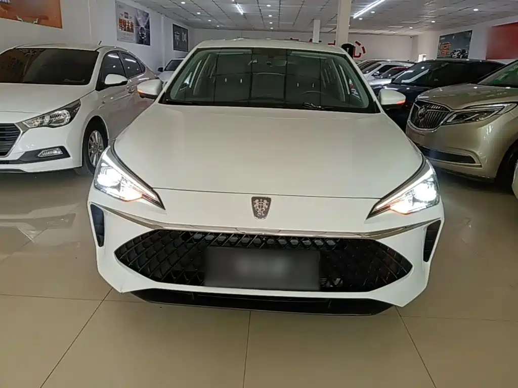 Roewe i5 — фото 3