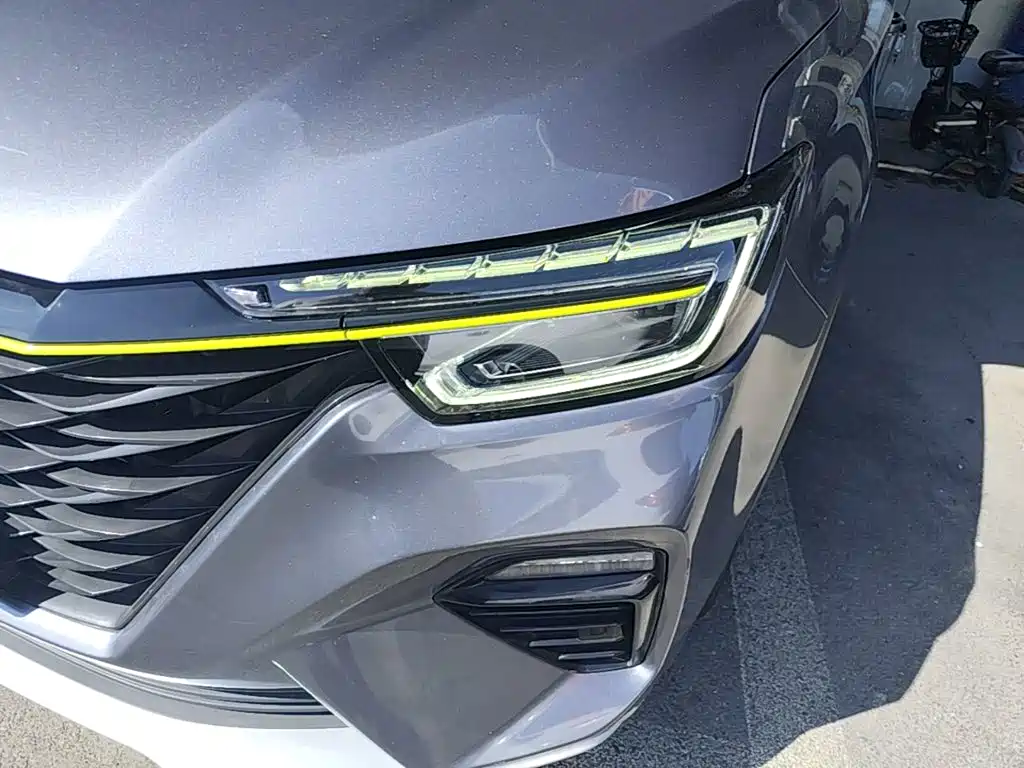 Roewe RX5 New Energy — фото 24