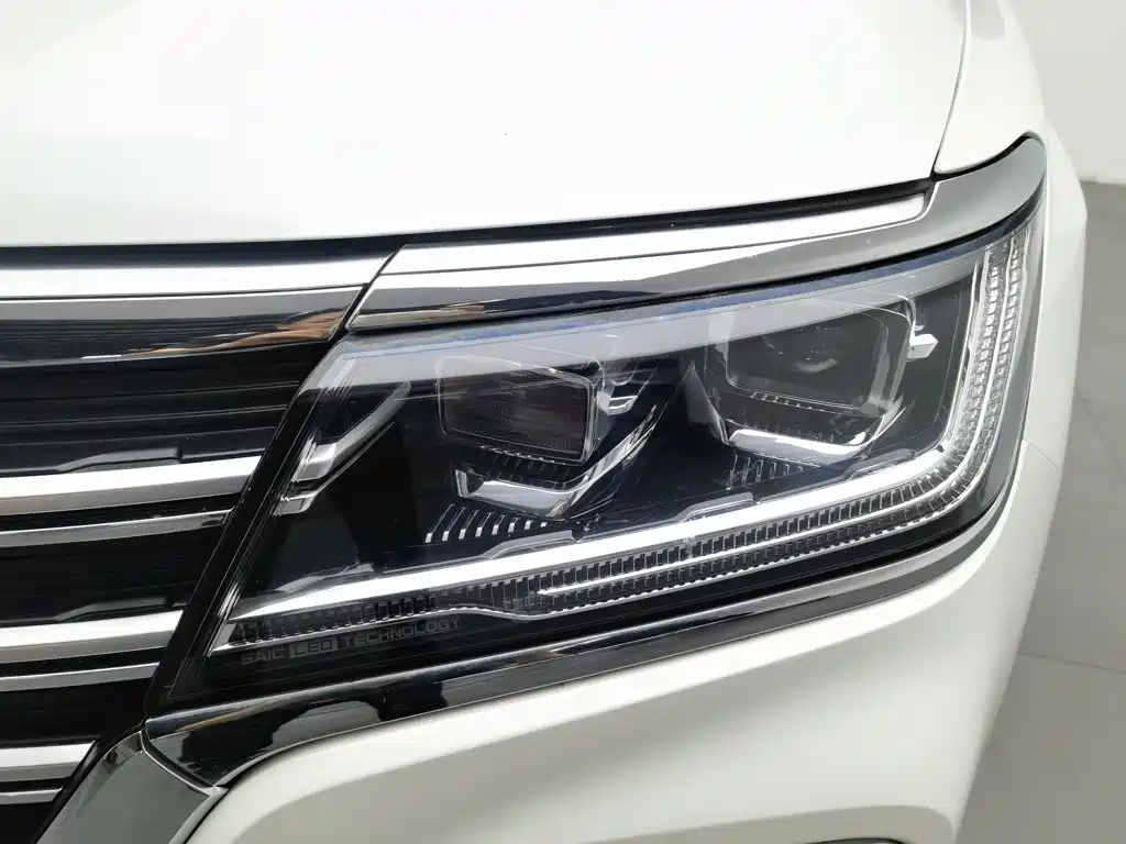 Roewe RX8 — фото 7