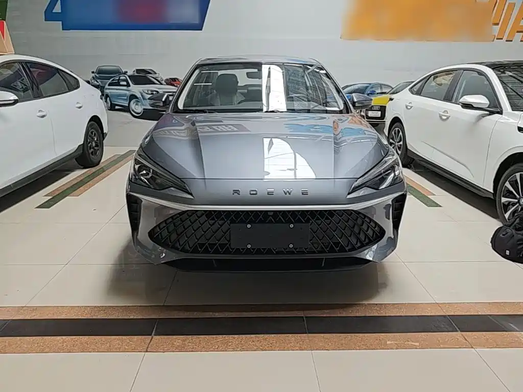 Roewe i5 — фото 3