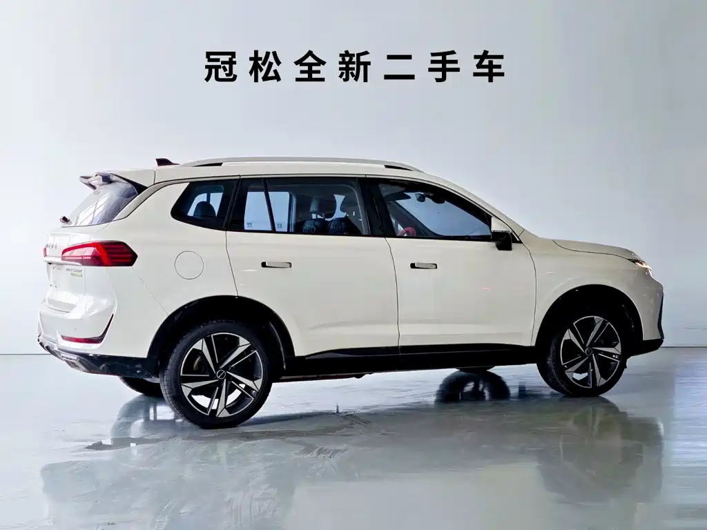 Roewe RX5 eMAX — фото 3