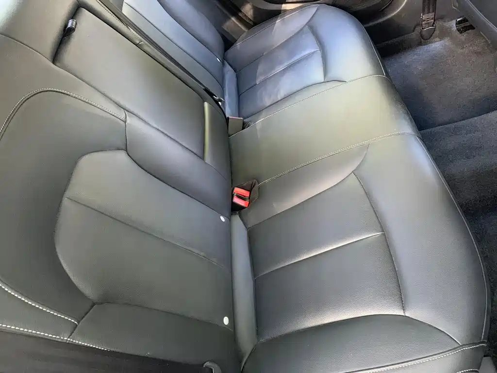 Roewe i6 Classic — фото 15