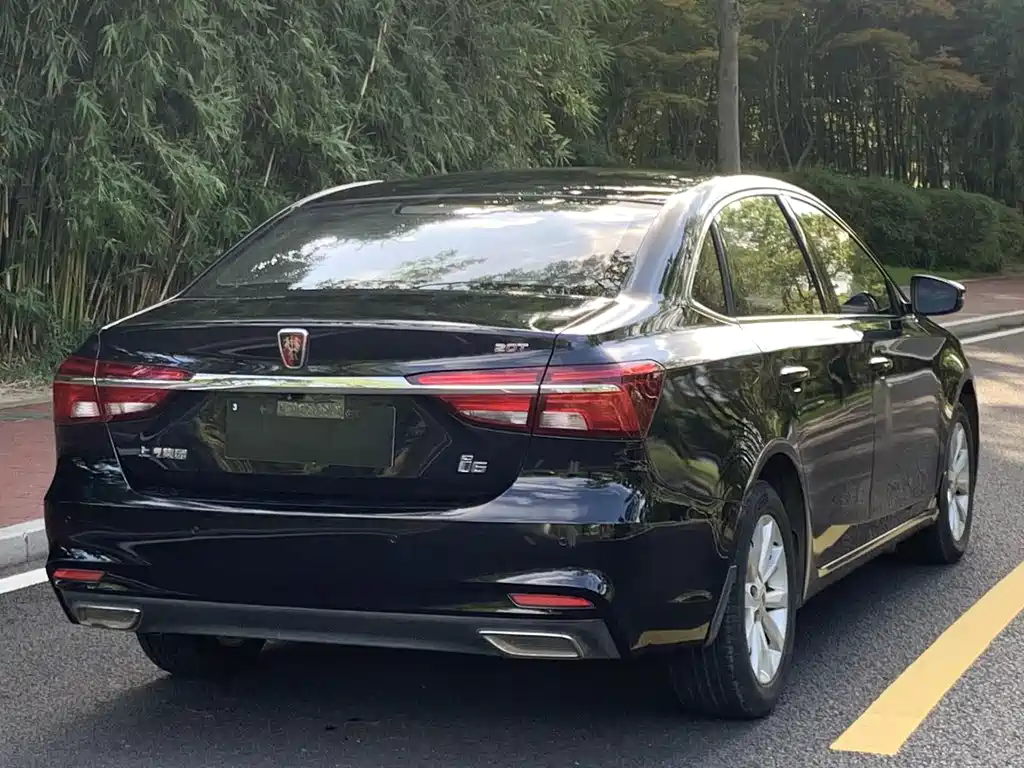 Roewe i6 Classic — фото 17