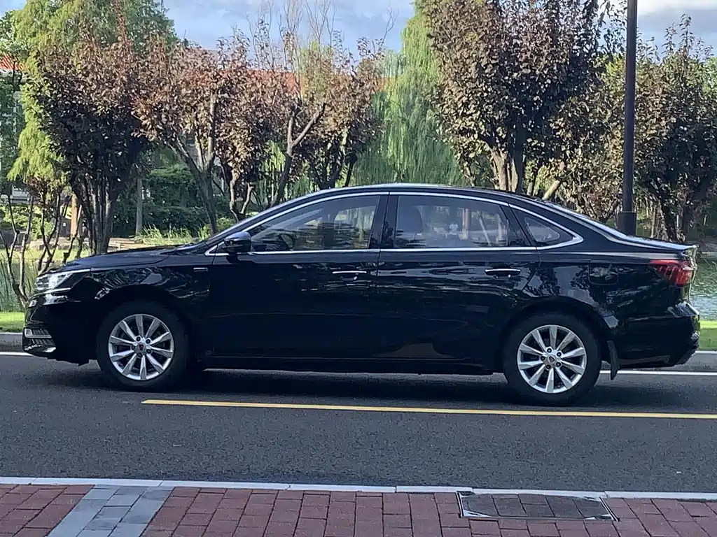 Roewe i6 Classic — фото 4