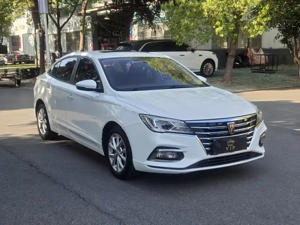 Roewe i5 — фото 3