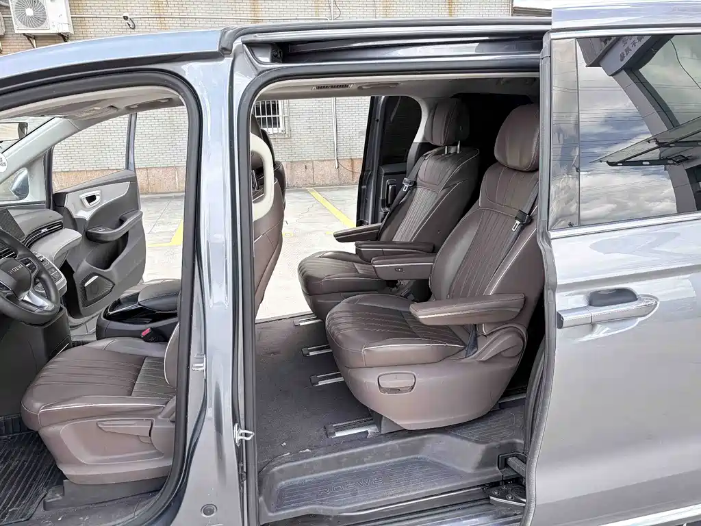 Roewe iMAX8 — фото 5