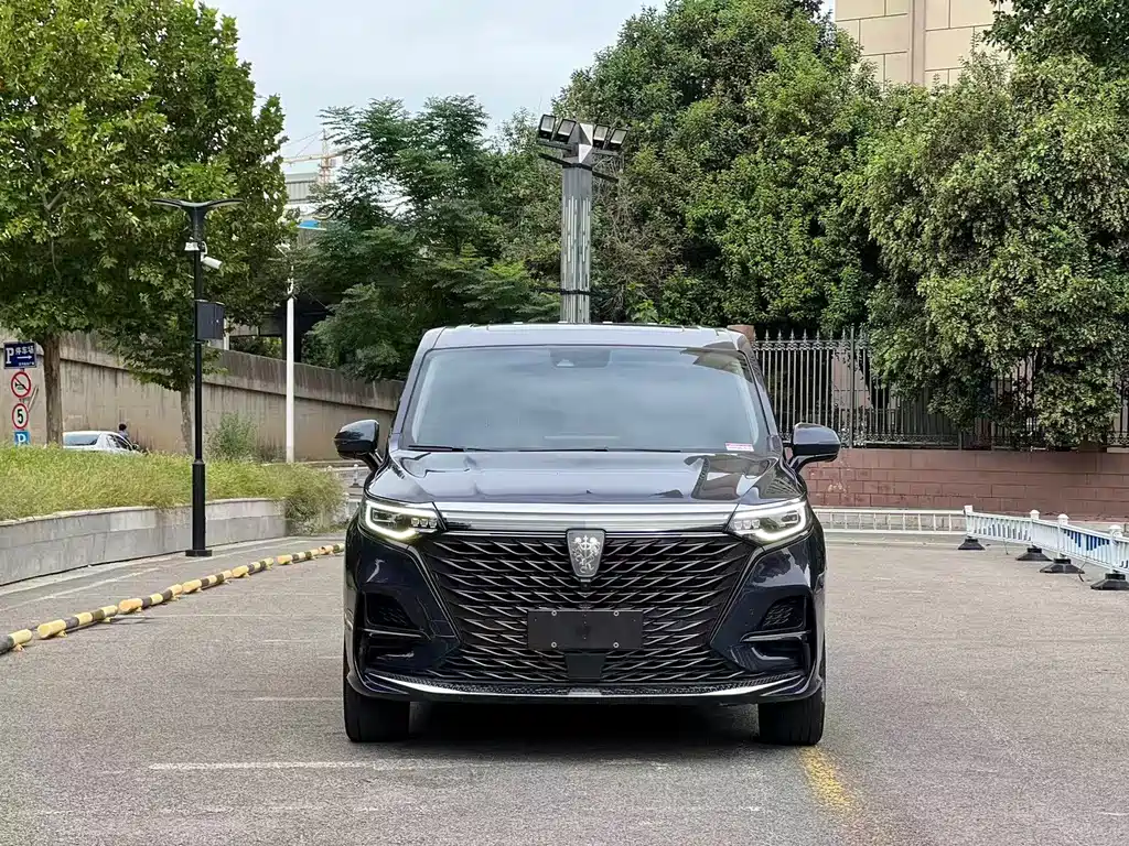Roewe iMAX8 — фото 2