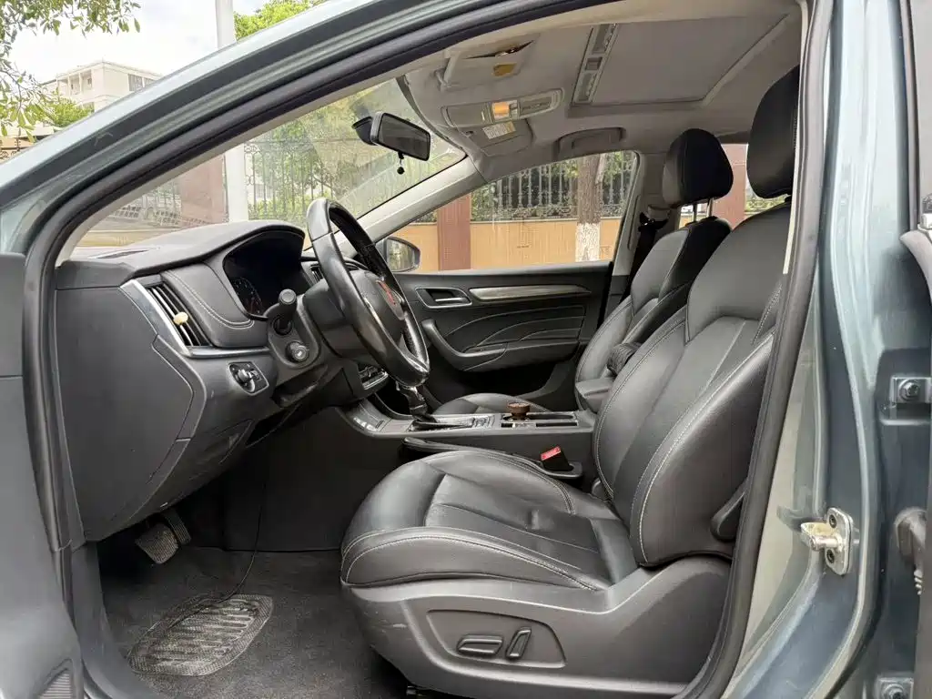 Roewe i6 Classic — фото 4