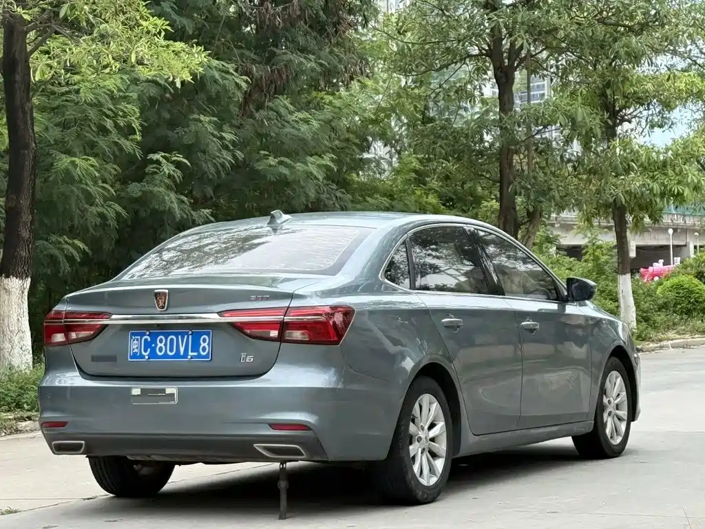 Roewe i6 Classic — фото 9