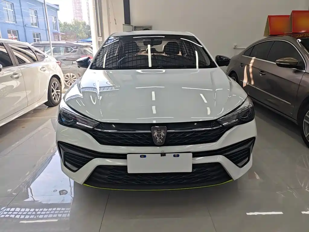Roewe i5 — фото 3