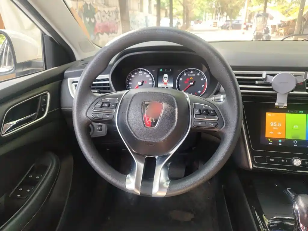 Roewe i5 — фото 3