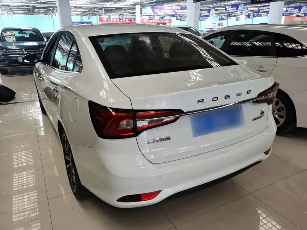 Roewe i5 — фото 5