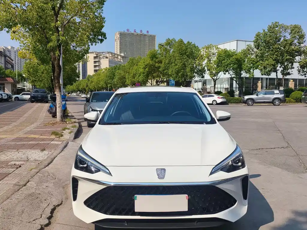 Roewe i5 — фото 2