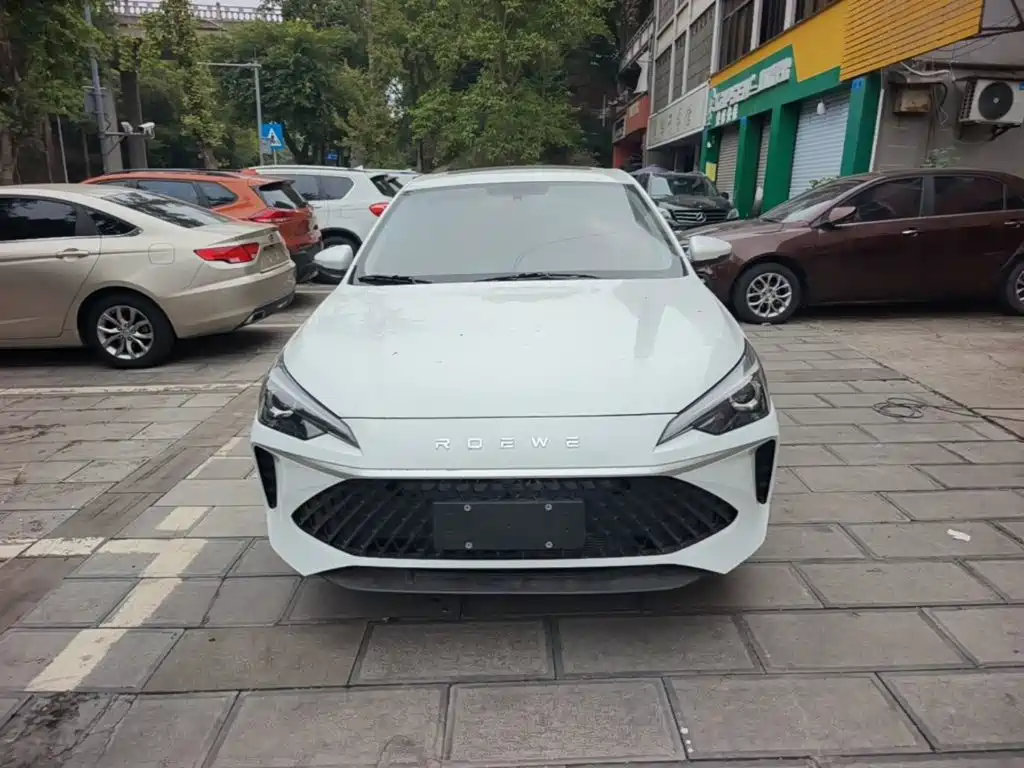 Roewe i5 — фото 3