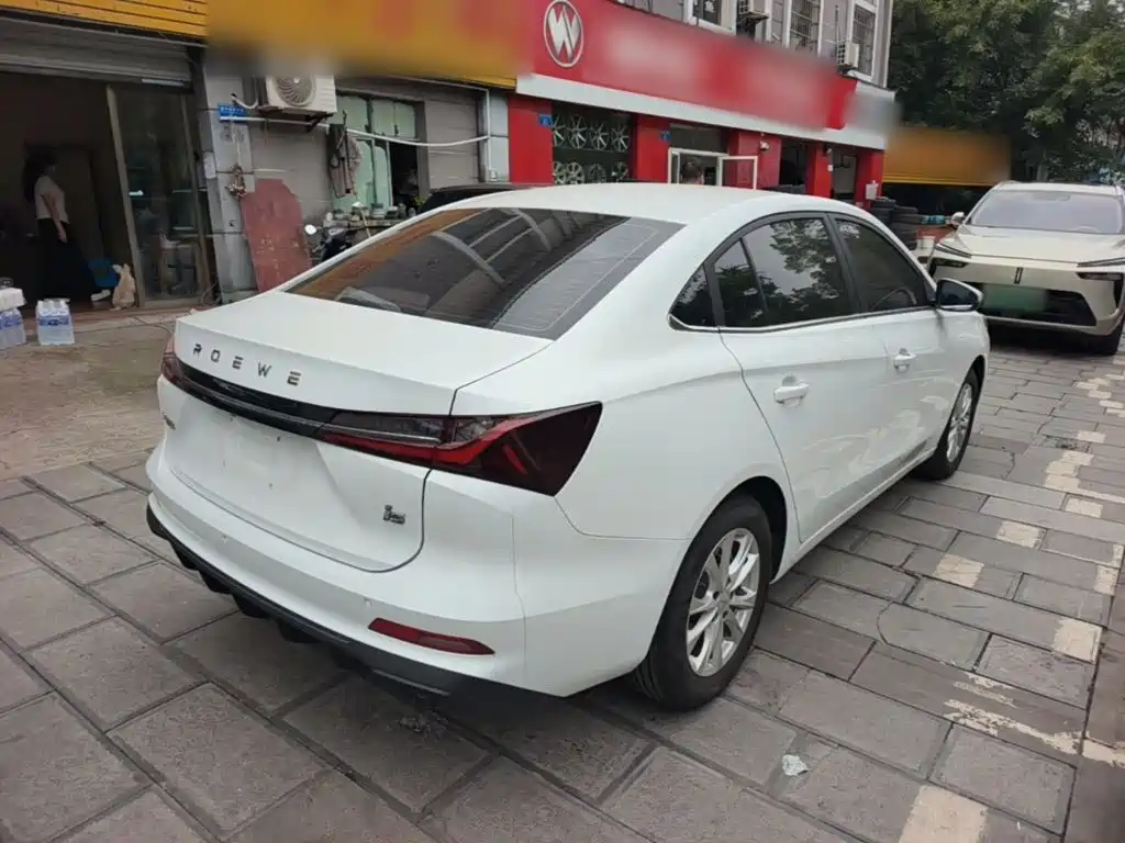 Roewe i5 — фото 7